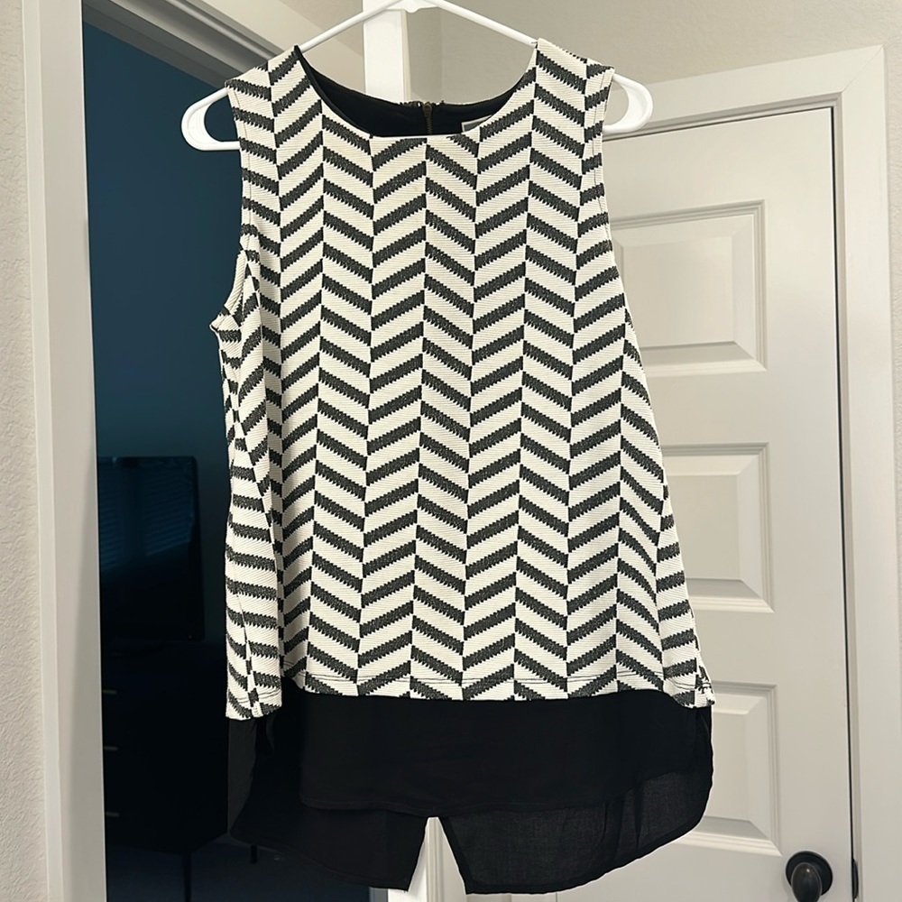 Pleione Black and White sleeveless Blouse